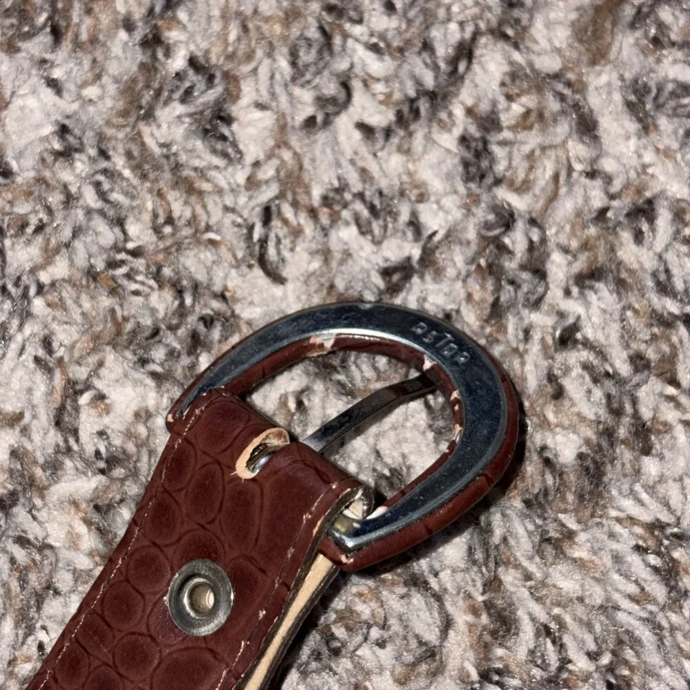 Vintage Astor Leather Belt Brown Croc Design Small USA Made Womens